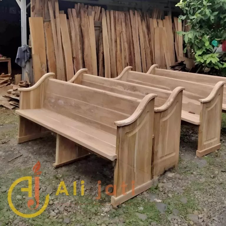 Bangku Gereja Katolik Mentah Kayu Jati Jepara